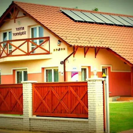 Viktor Vendeghaz Es Apartmanhaz Pensionat