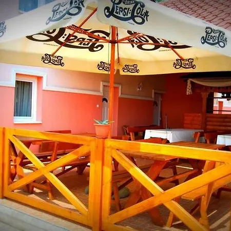 Guest house Viktor Vendeghaz Es Apartmanhaz *